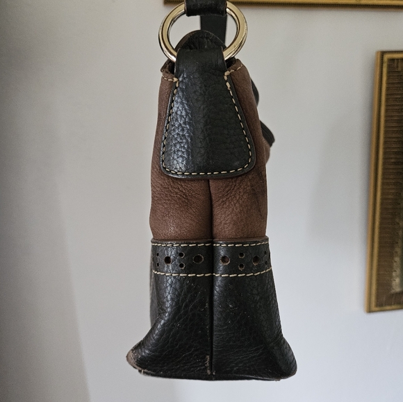 Dooney & Bourke Shoulder Bag - Picture 4 of 9